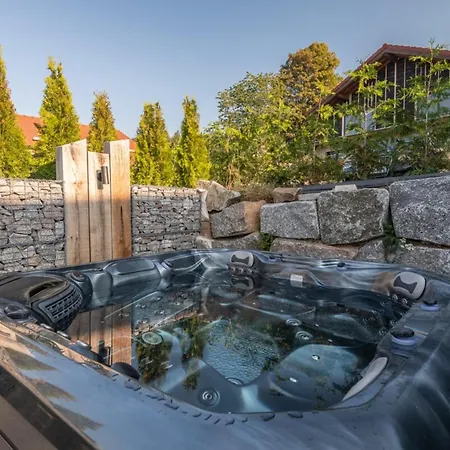 Altapura - De Standing - Jacuzzi Et Sauna Chalet